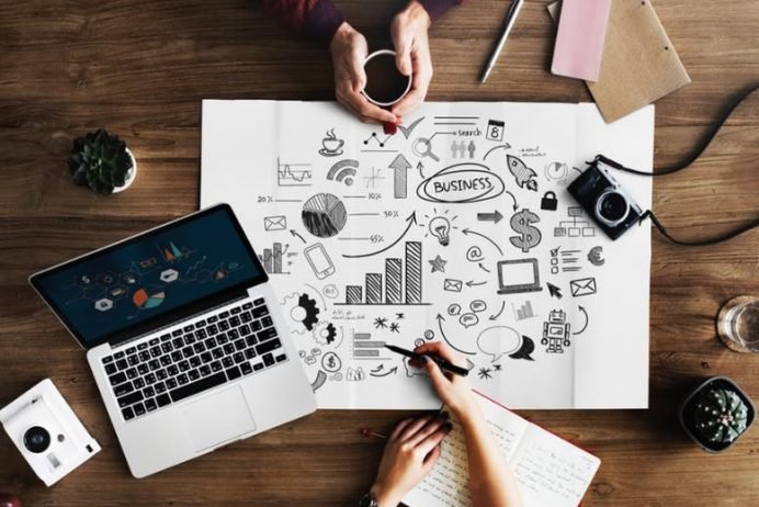 How to Become a Solutions Architect