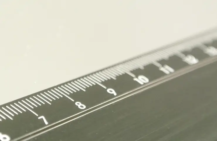 An Online Ruler in Actual Size