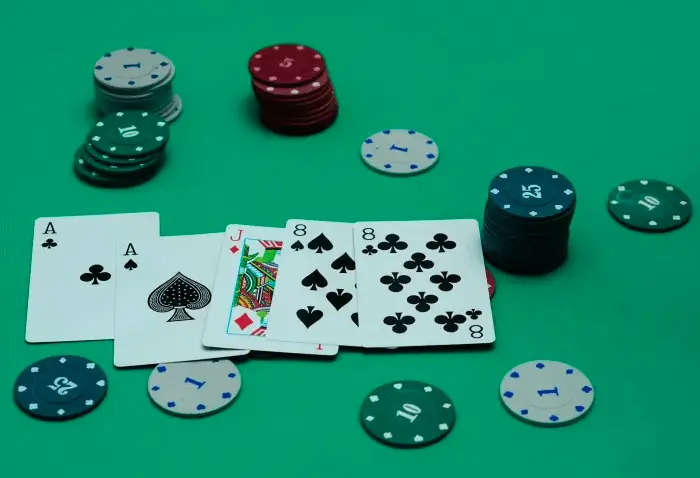 Poker Playing Mistakes You Should Avoid